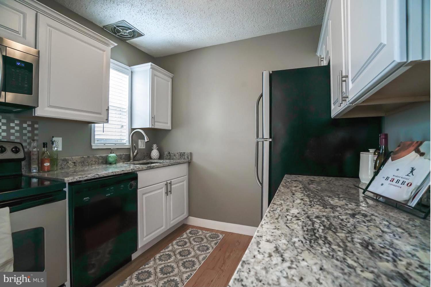 POTOWMACK CROSSING - Residential