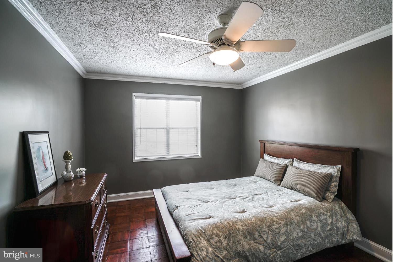 POTOWMACK CROSSING - Residential