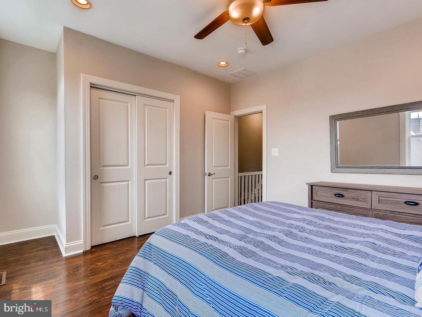 GREEKTOWN - Residential Lease