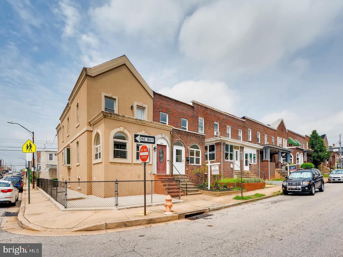 GREEKTOWN - Residential Lease