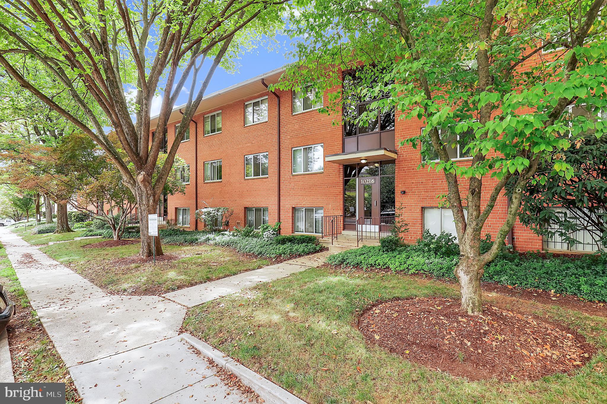 10216 ROCKVILLE PIKE 102