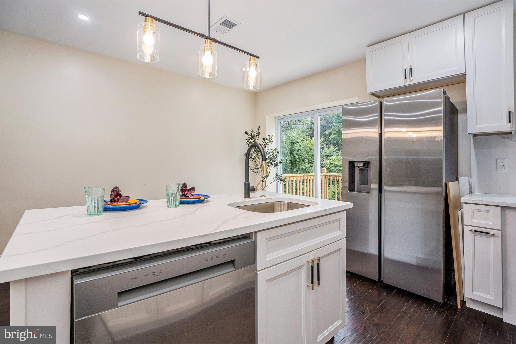 GERMANTOWN - Residential