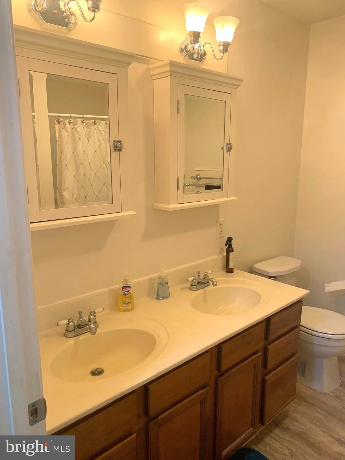 CHESTER HARBOR - Residential