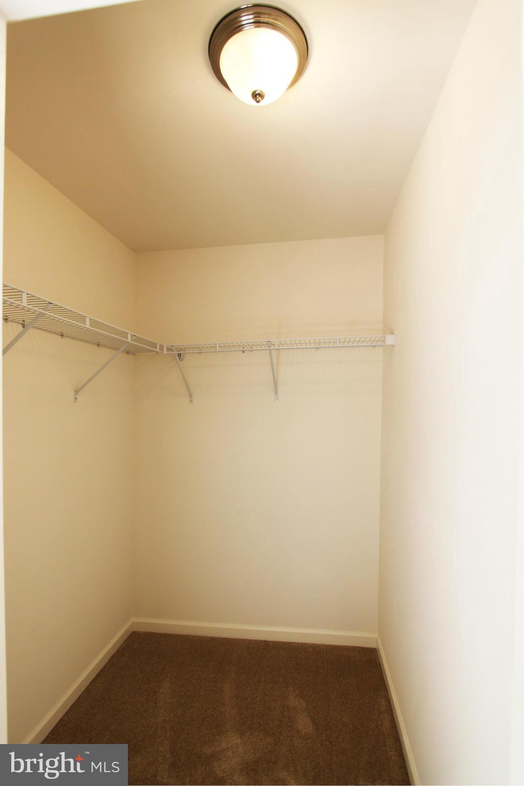 MANOR PARK - Residential