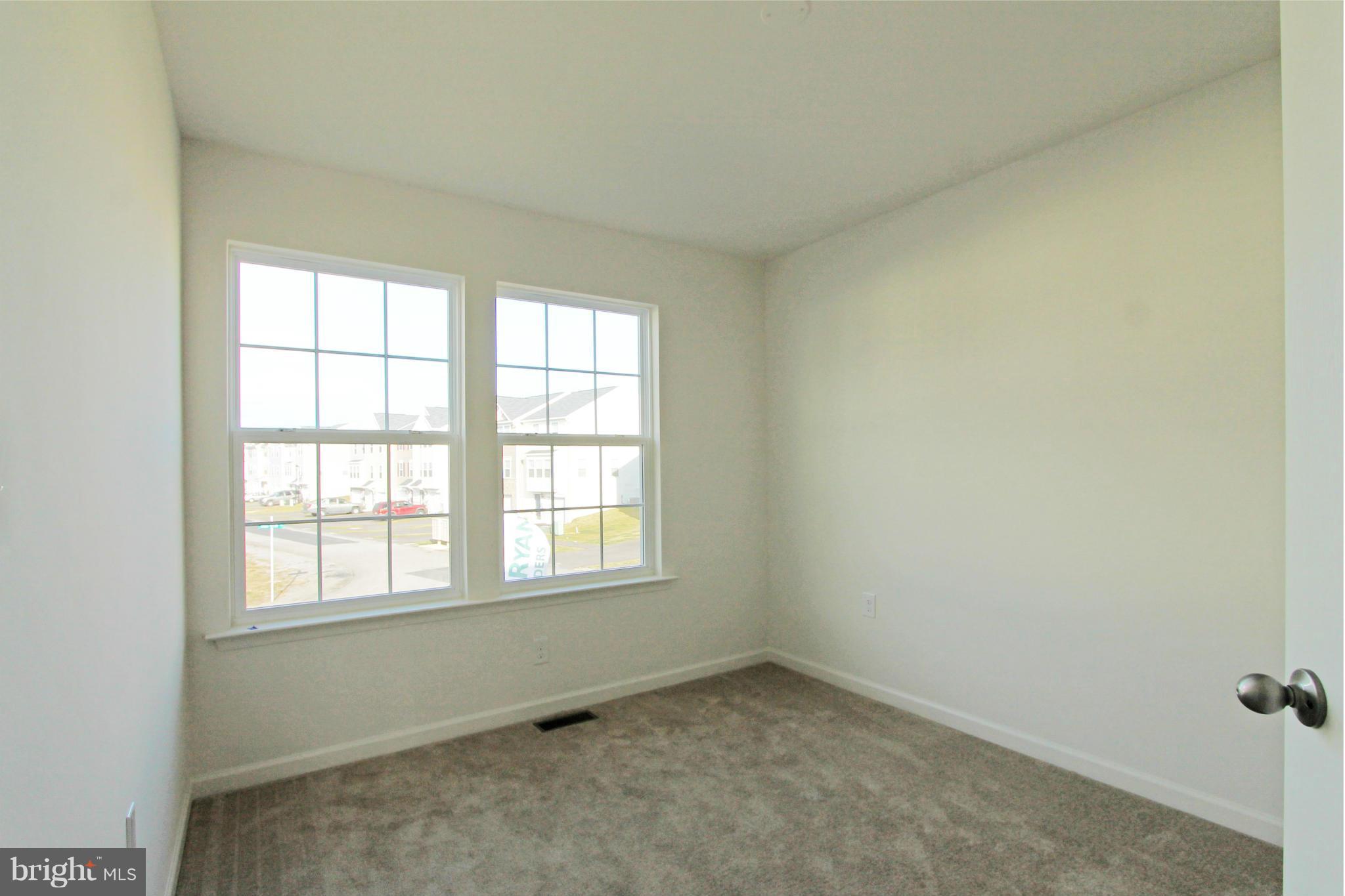 MANOR PARK - Residential