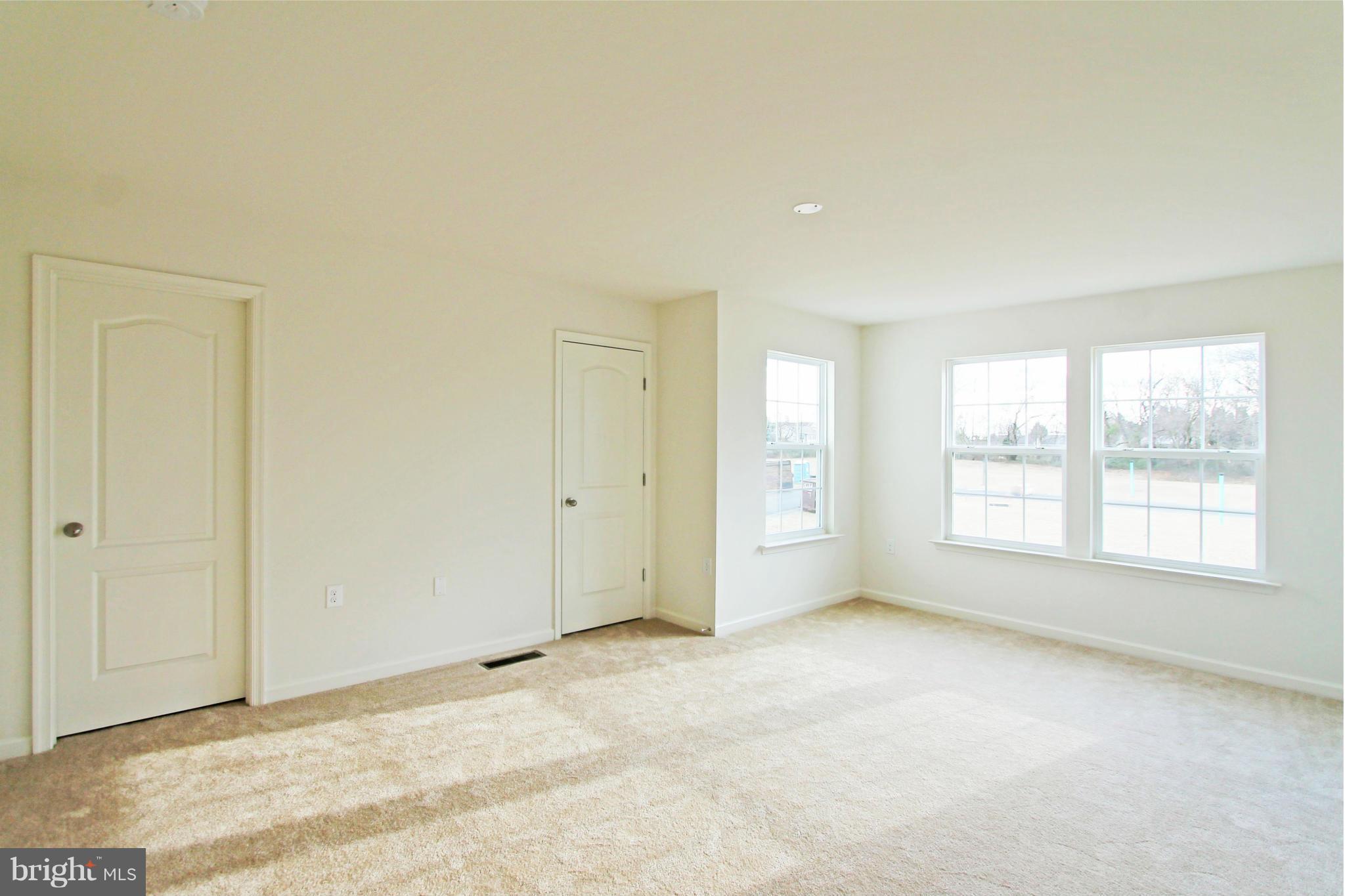 MANOR PARK - Residential