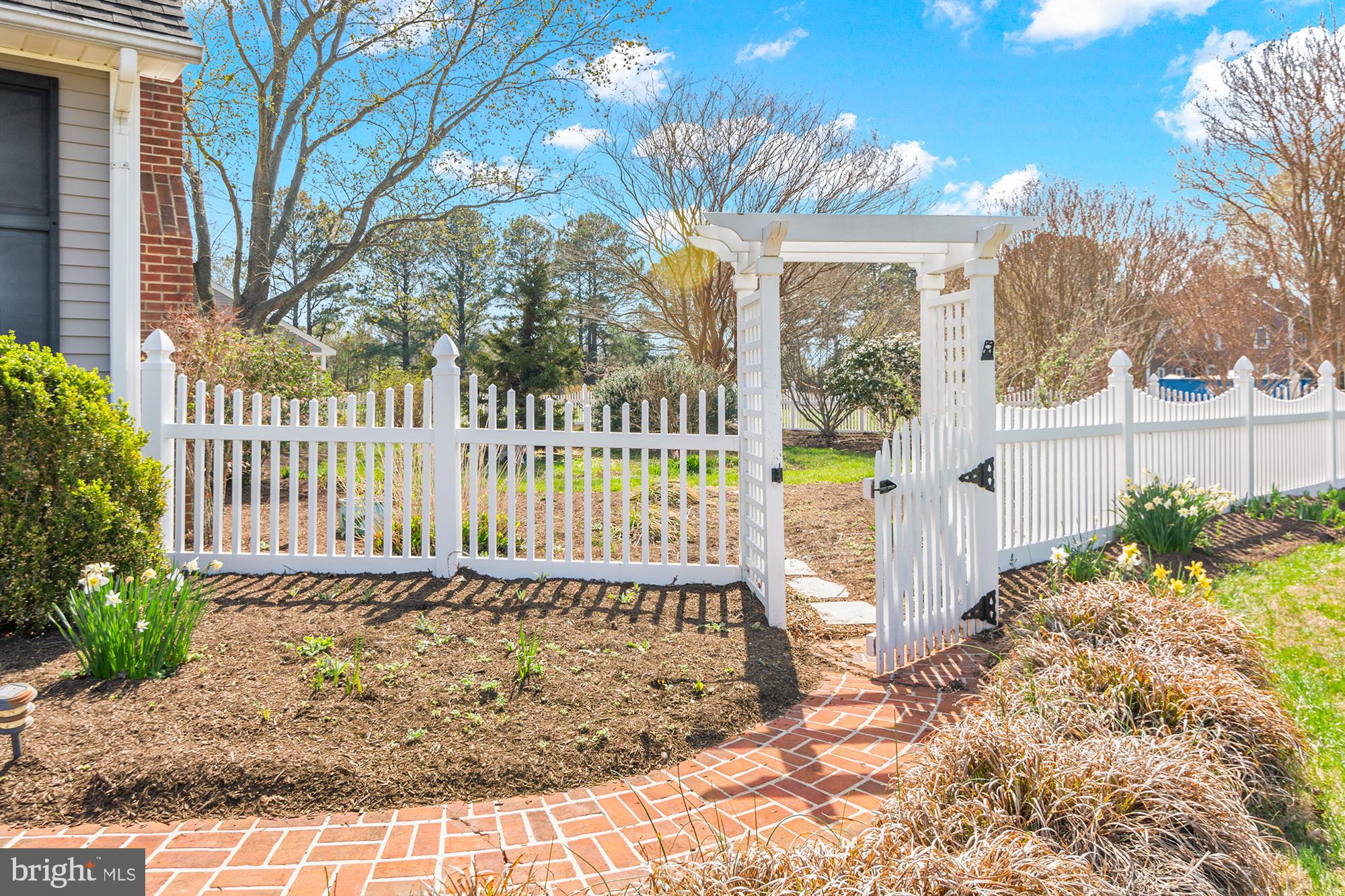 22539 INDIAN POINT ROAD