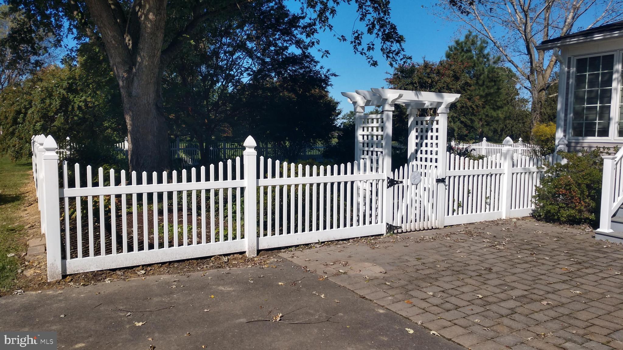 22539 INDIAN POINT ROAD