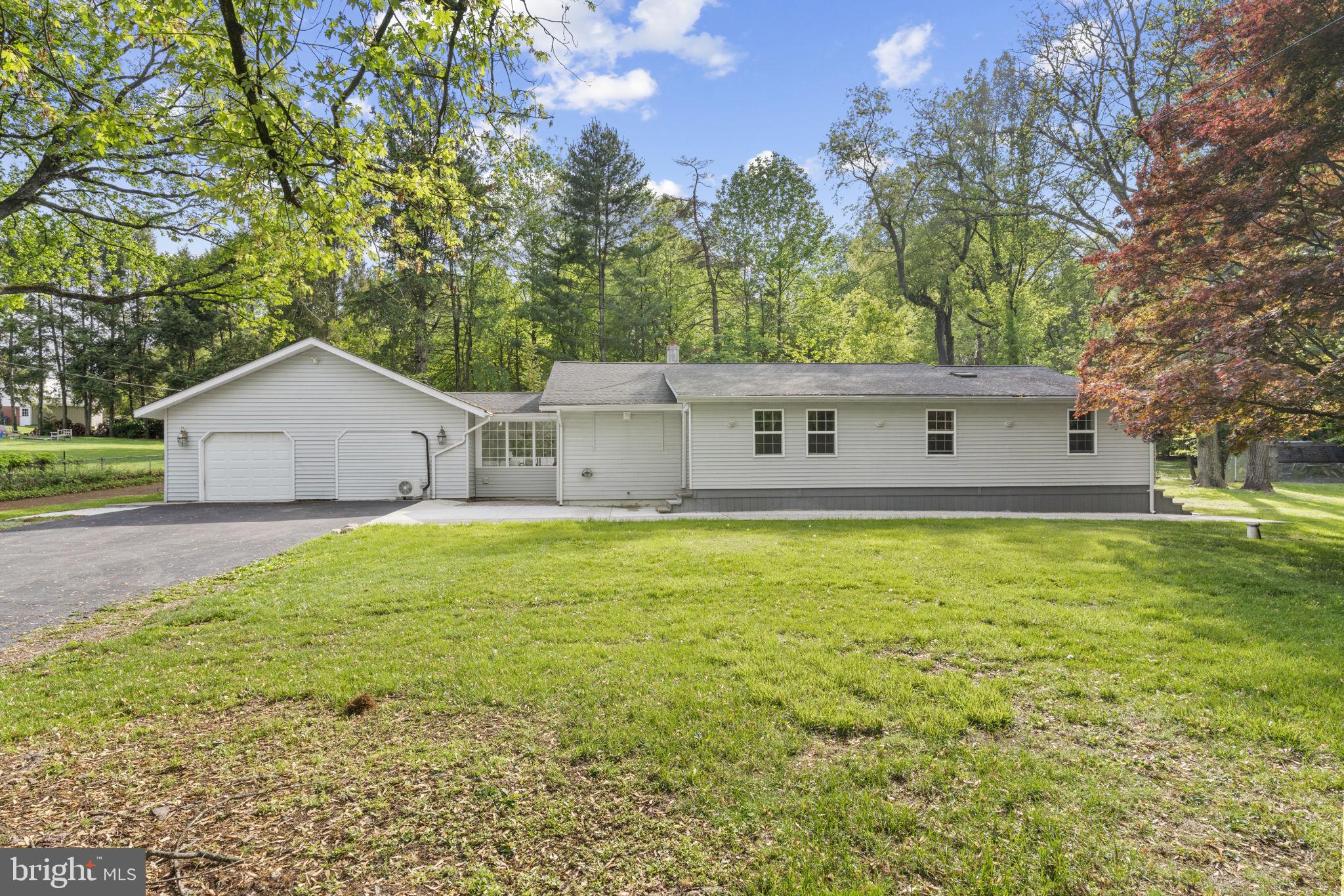 1302 ASHBRIDGE ROAD