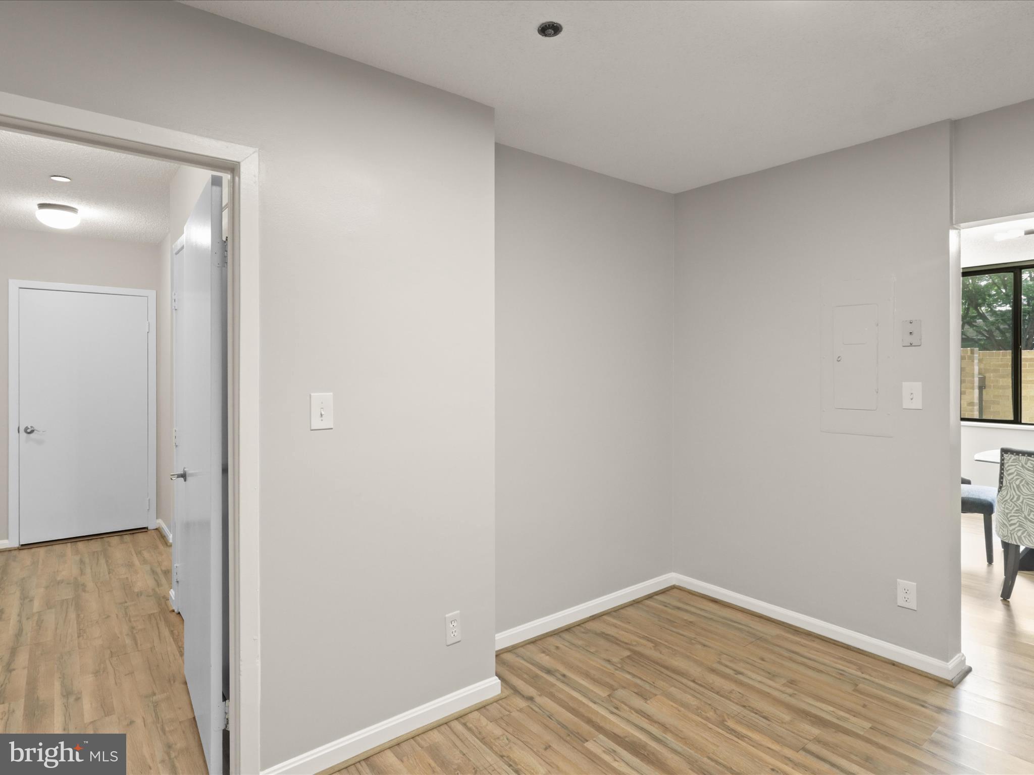 SKYLINE HOUSE - Residential