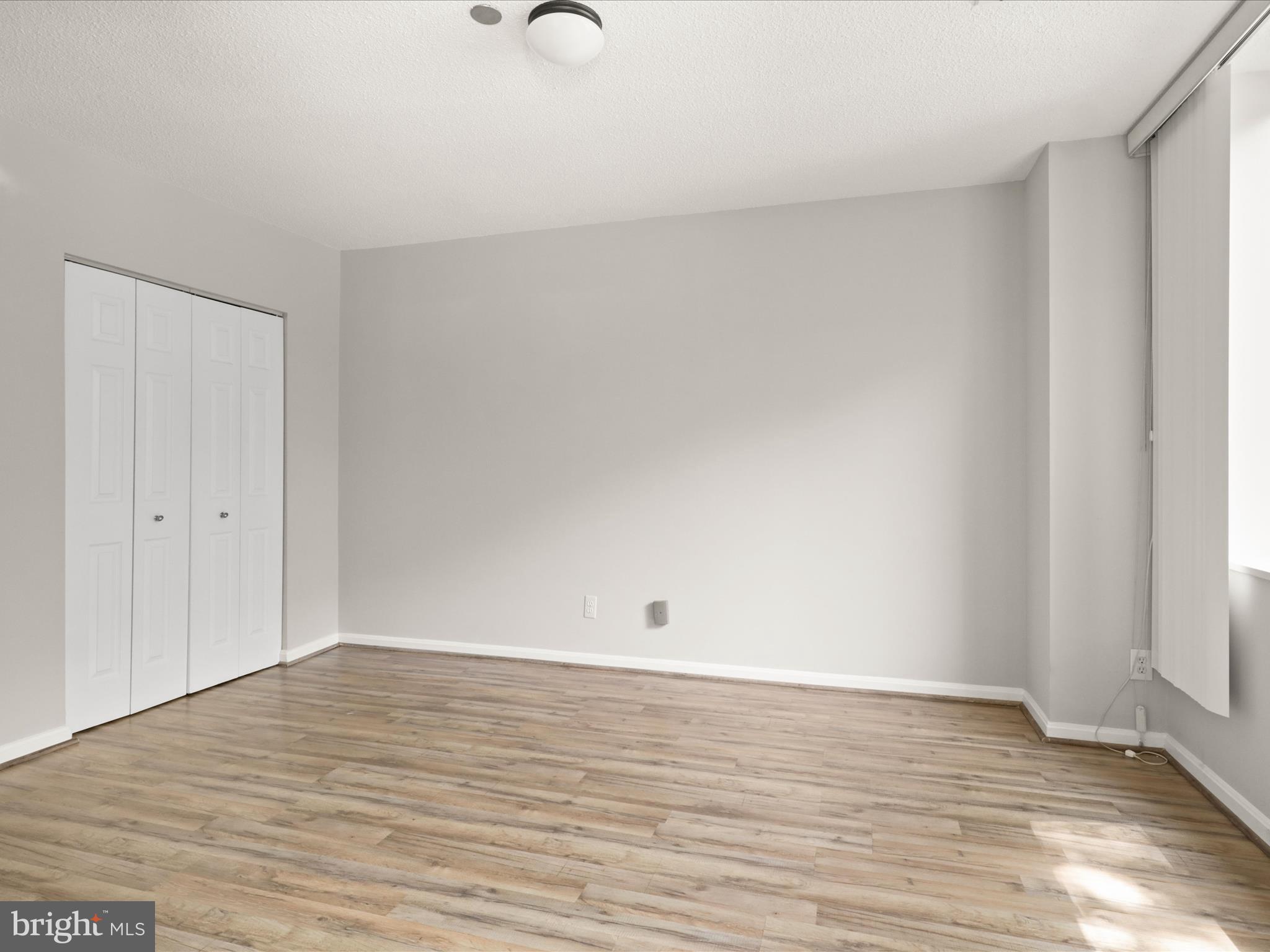 SKYLINE HOUSE - Residential