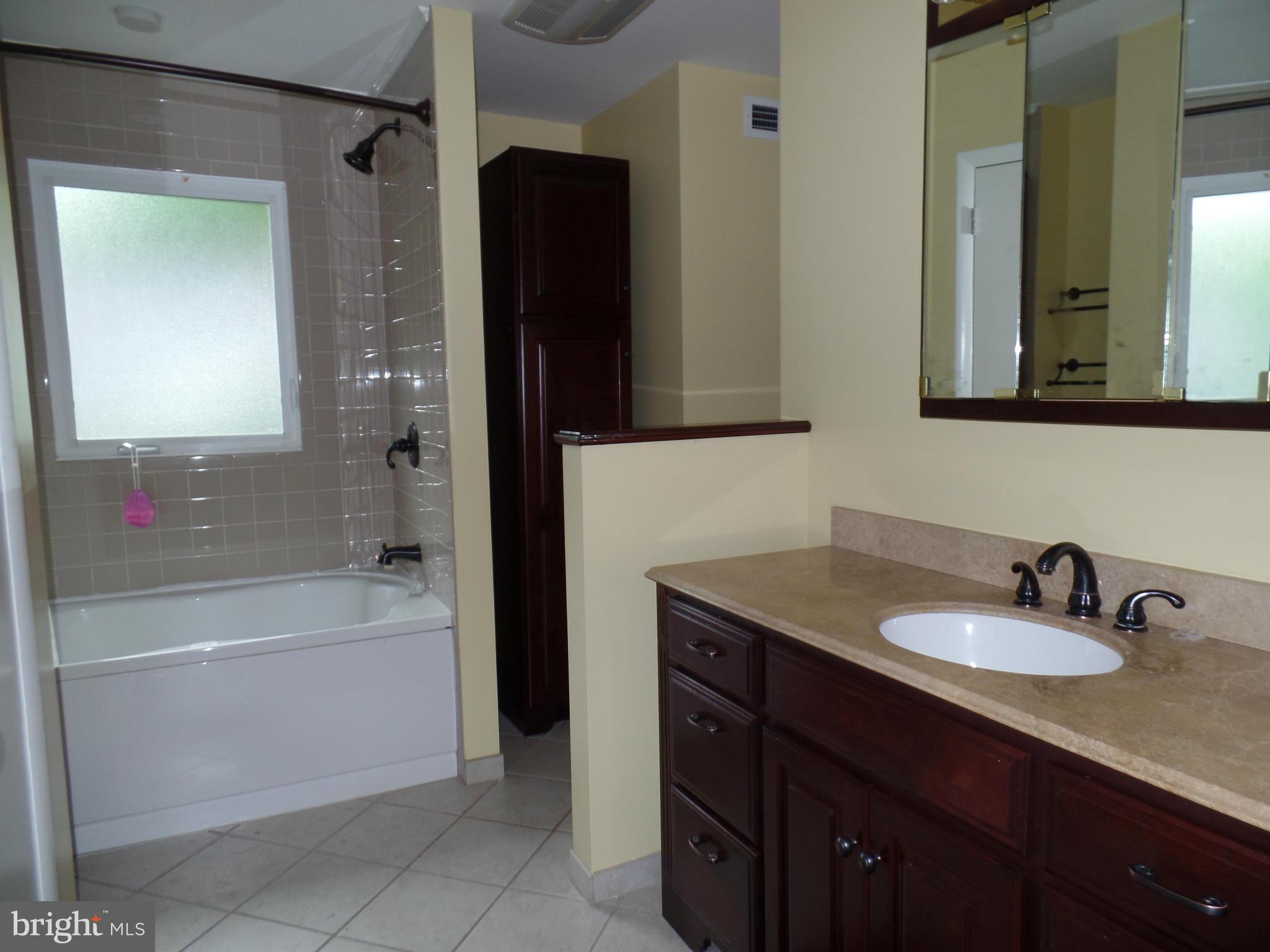 ARLINGTON - Residential Lease