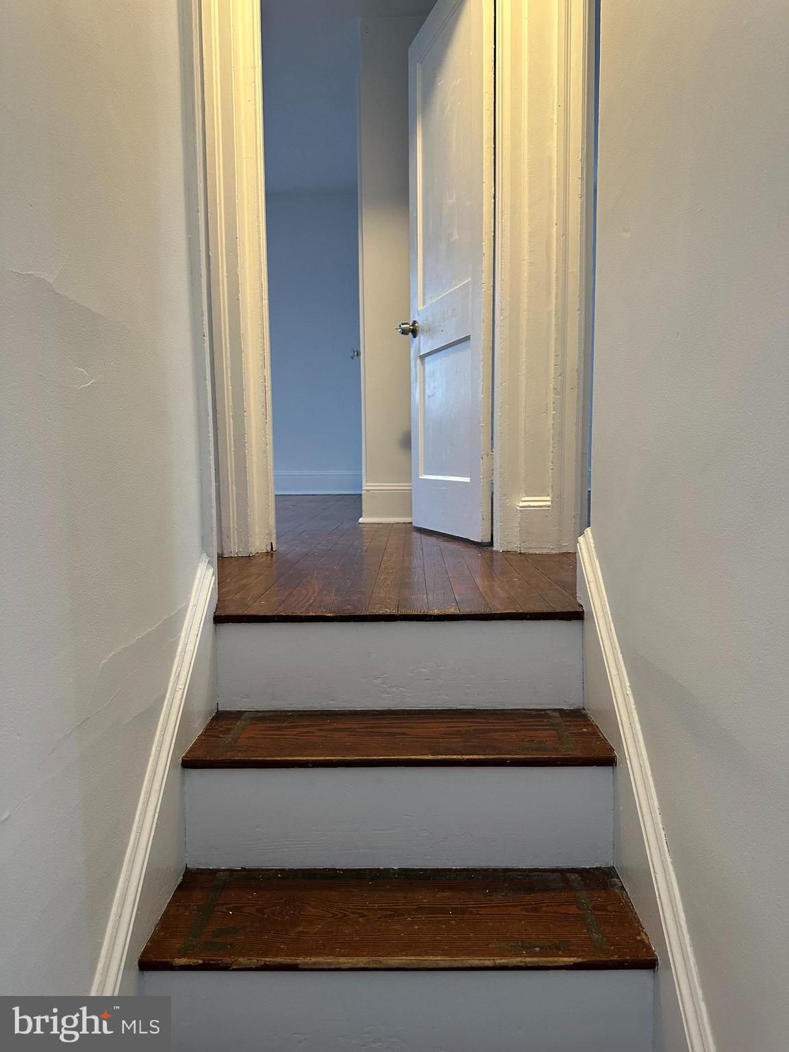 WESTBURY - Residential