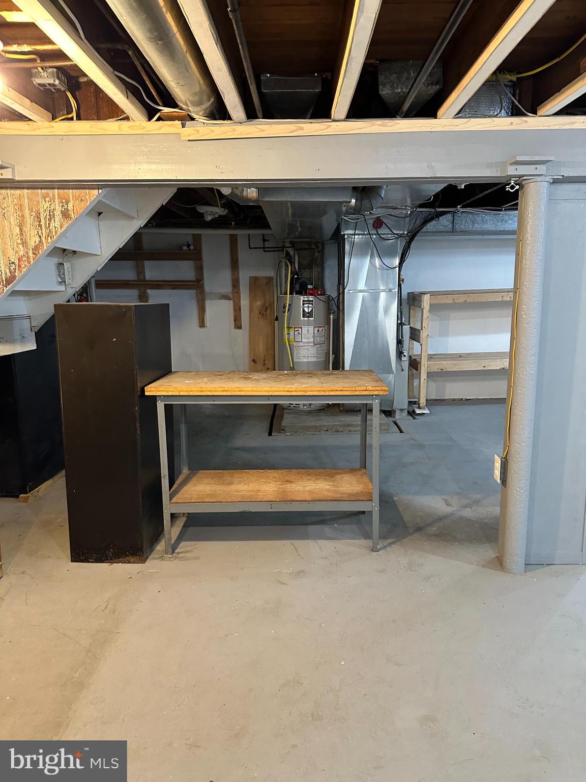 WESTBURY - Residential