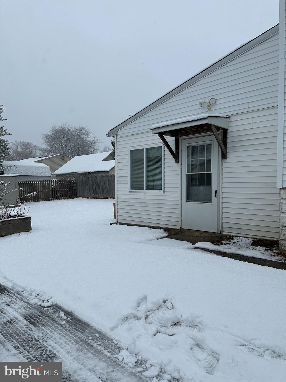 WESTBURY - Residential