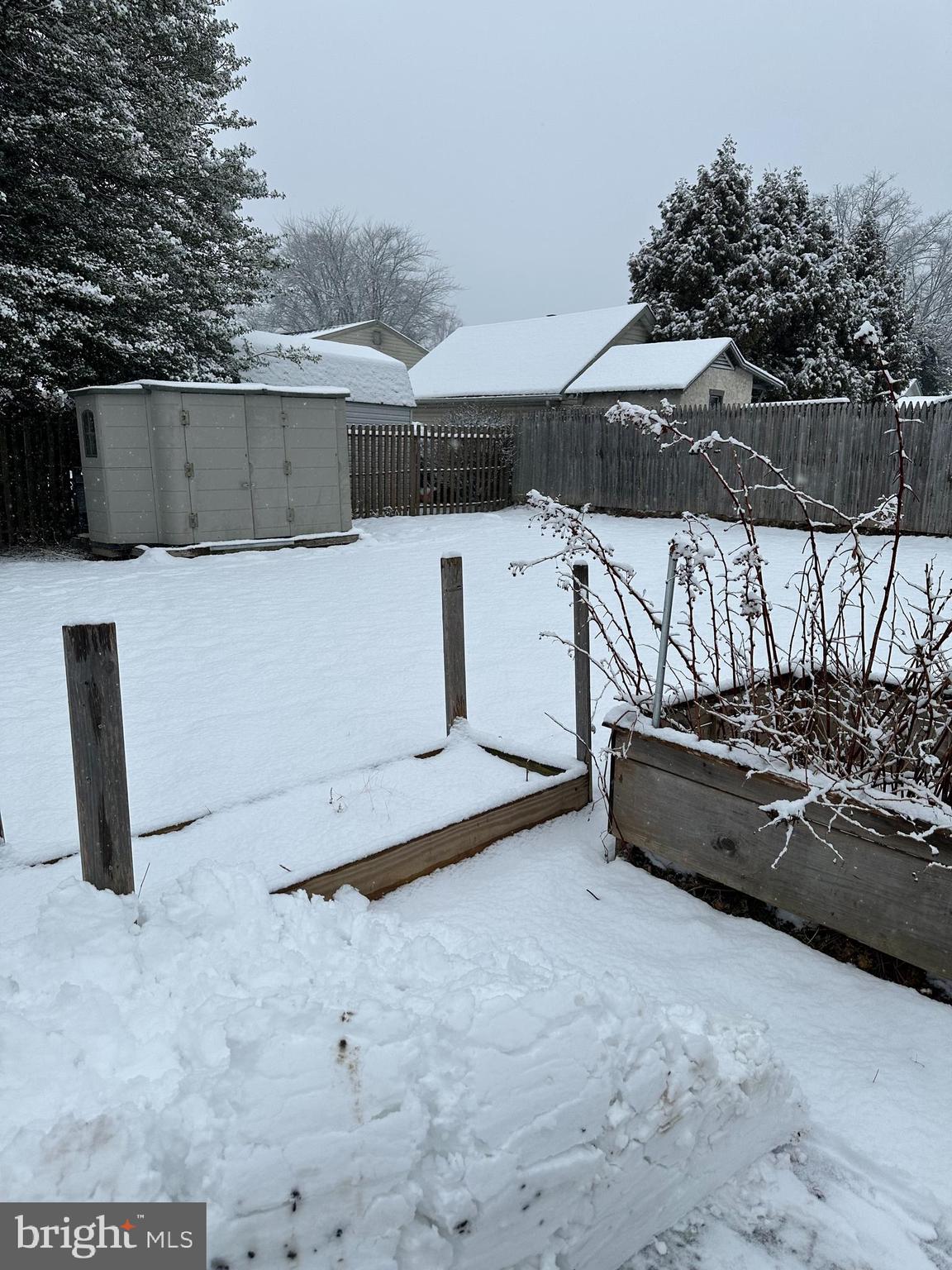 WESTBURY - Residential