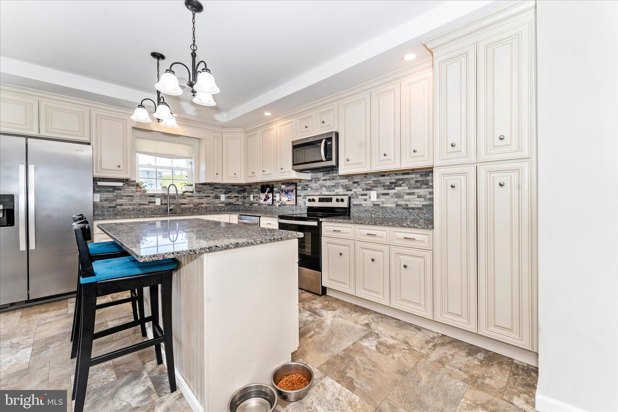 WILLIAMSPORT - Residential