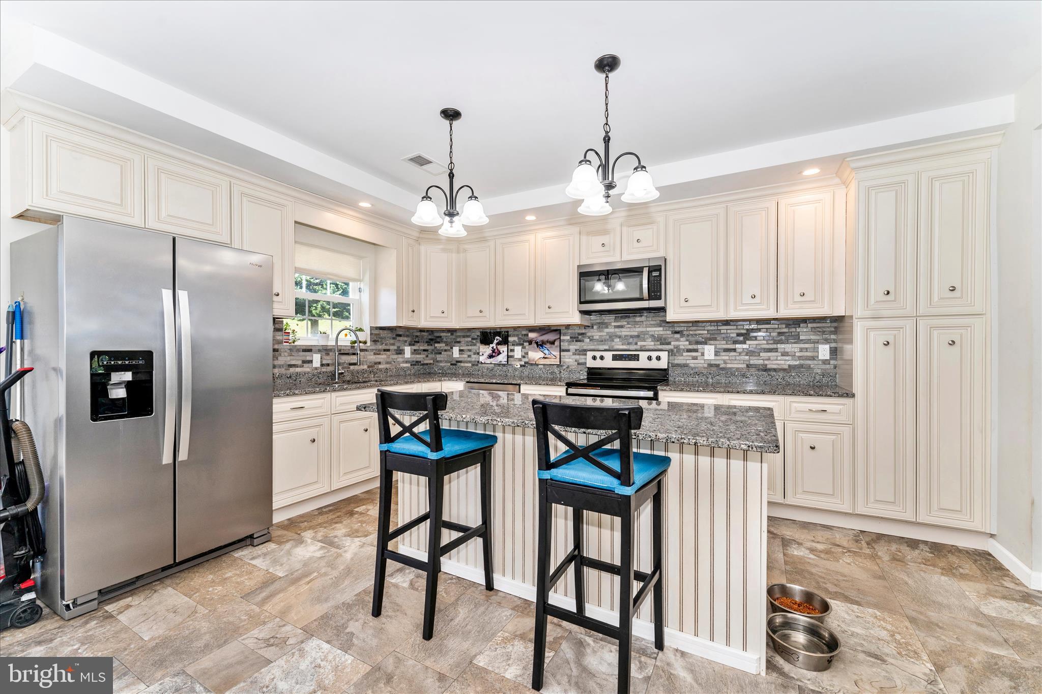 WILLIAMSPORT - Residential