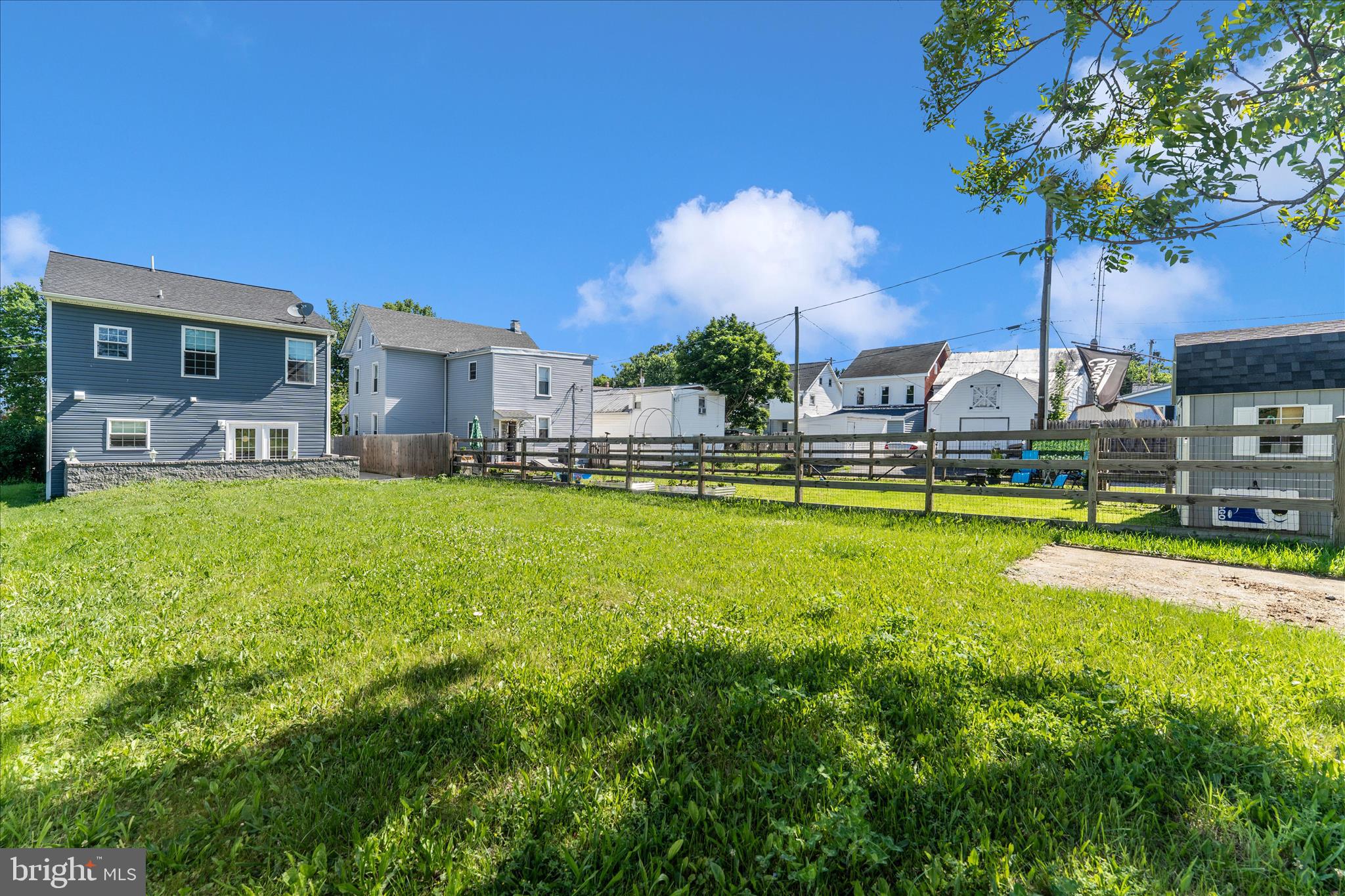 WILLIAMSPORT - Residential