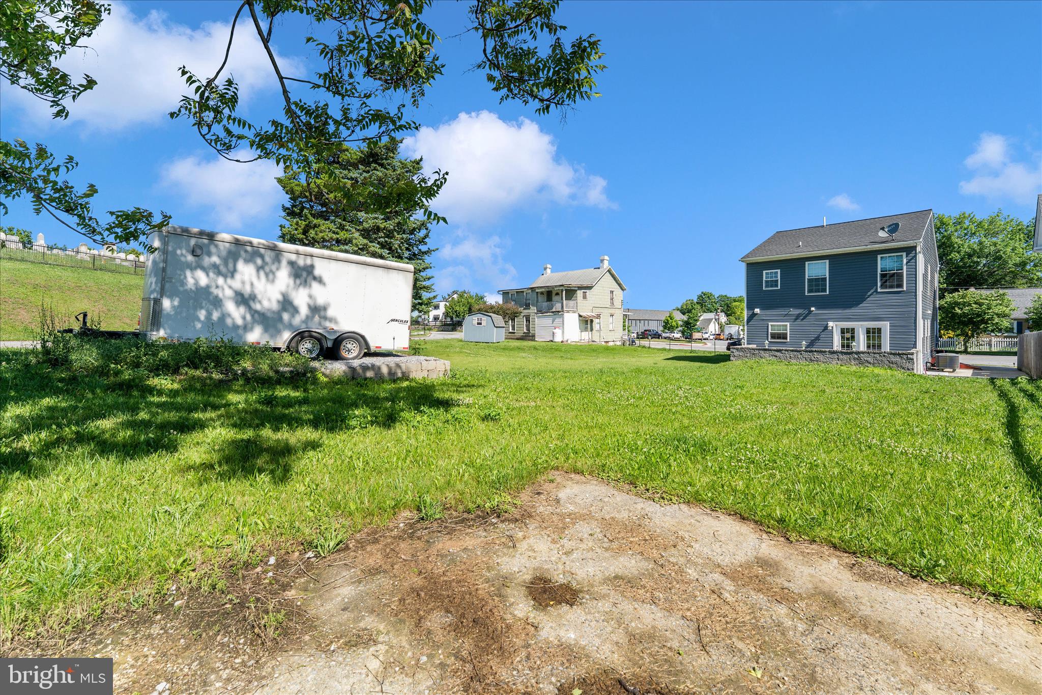 WILLIAMSPORT - Residential