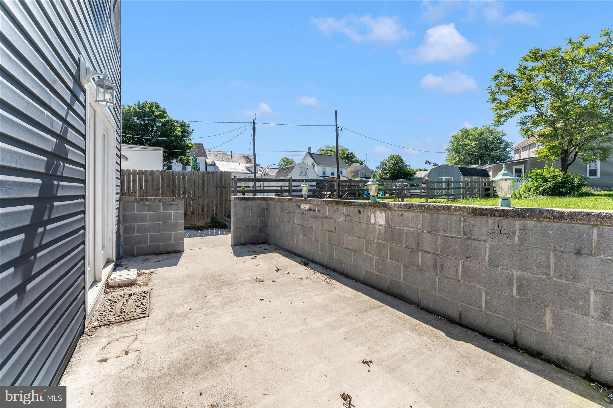 WILLIAMSPORT - Residential