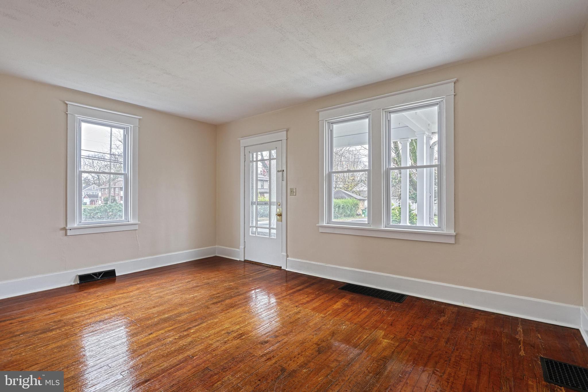 CUMBERLAND MANOR - Residential