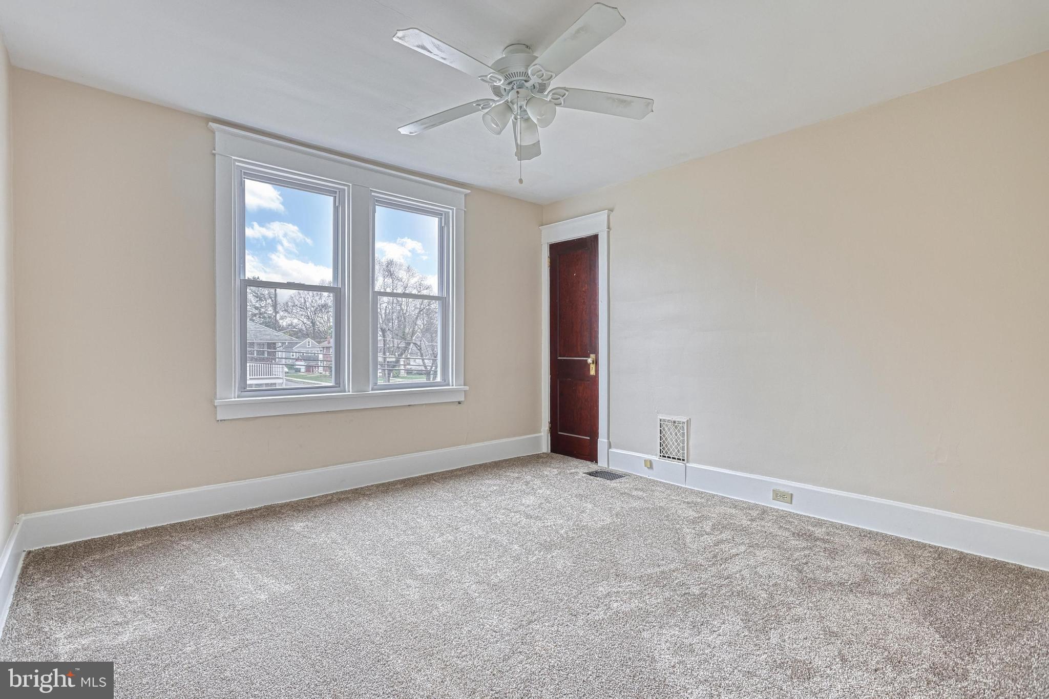 CUMBERLAND MANOR - Residential