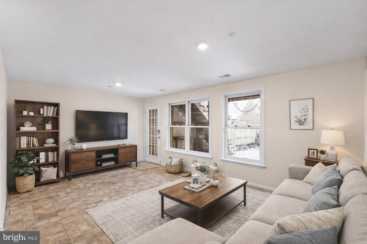 KENTLANDS HILL DISTRICT - Residential