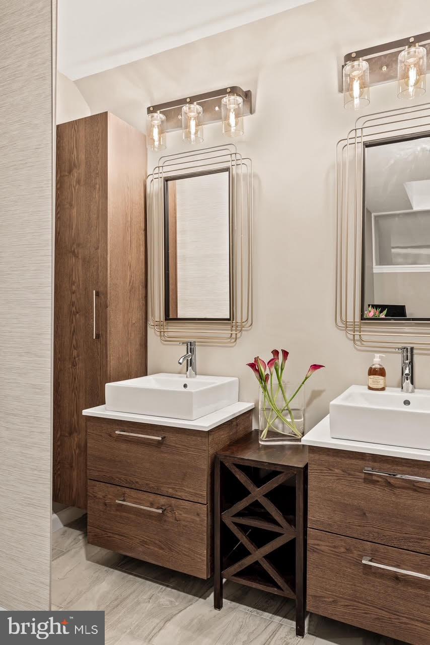 KENTLANDS HILL DISTRICT - Residential