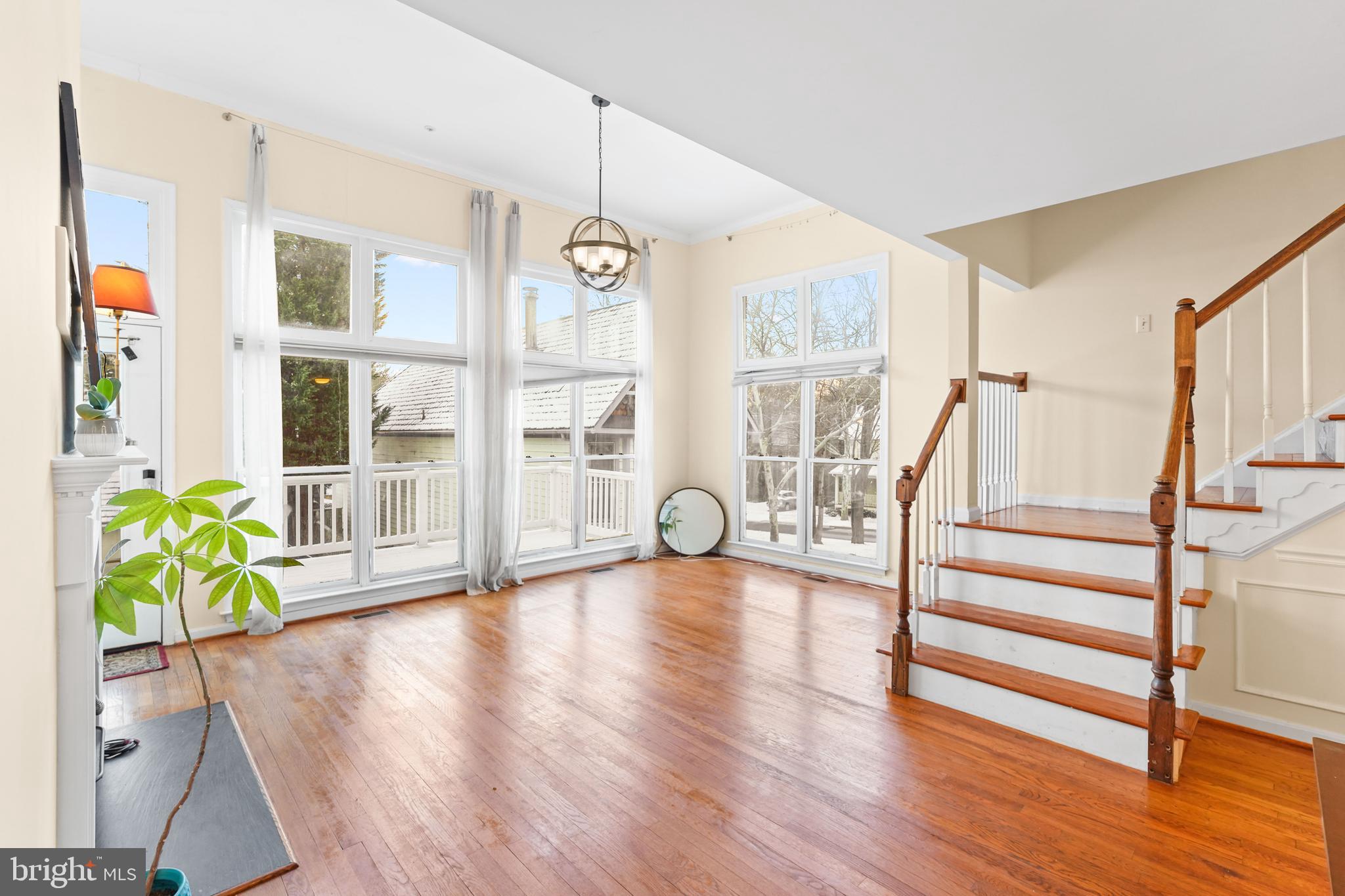 596 CHESTERTOWN STREET