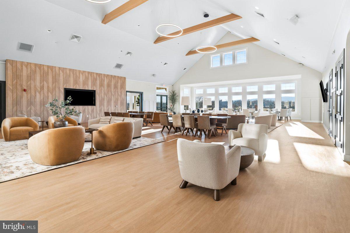 BLOOMFIELDS - Residential