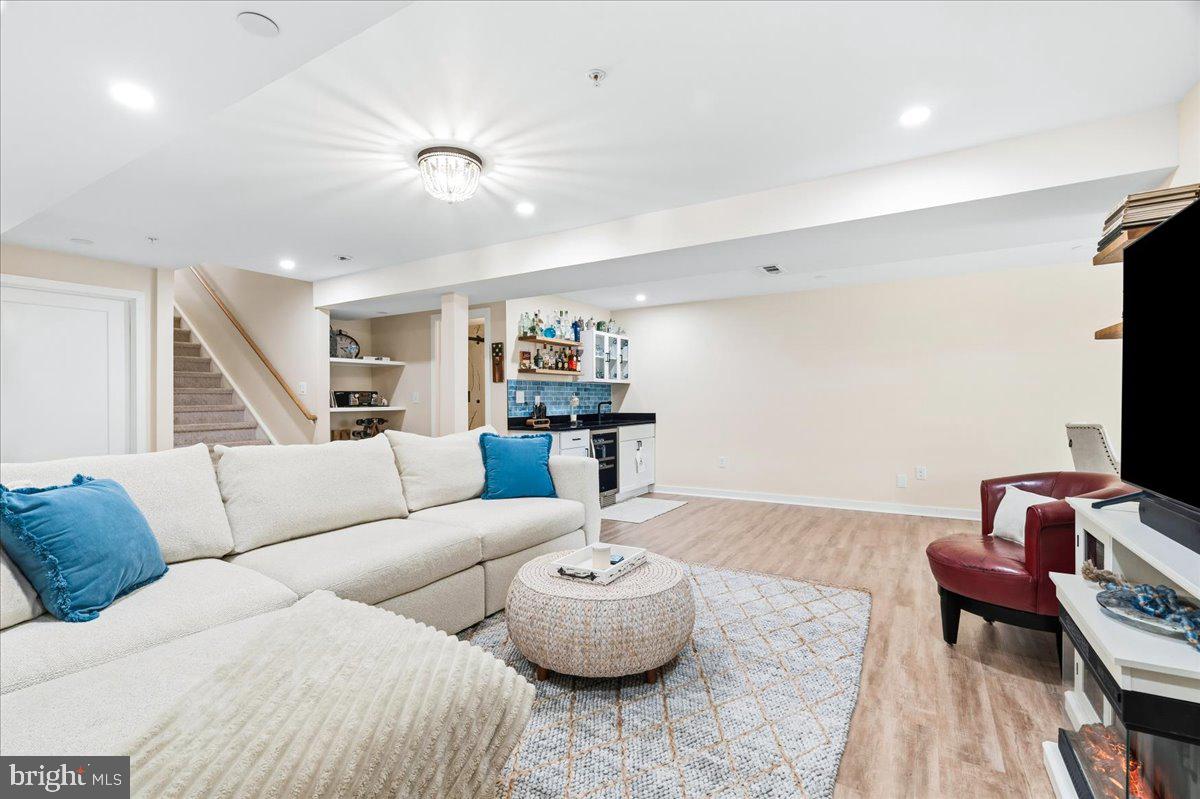 BLOOMFIELDS - Residential