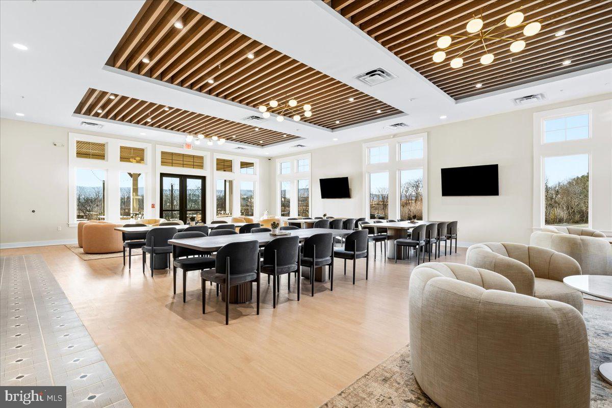 BLOOMFIELDS - Residential