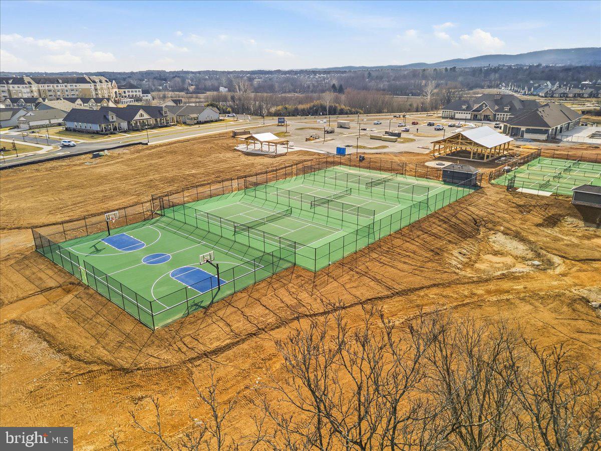 BLOOMFIELDS - Residential