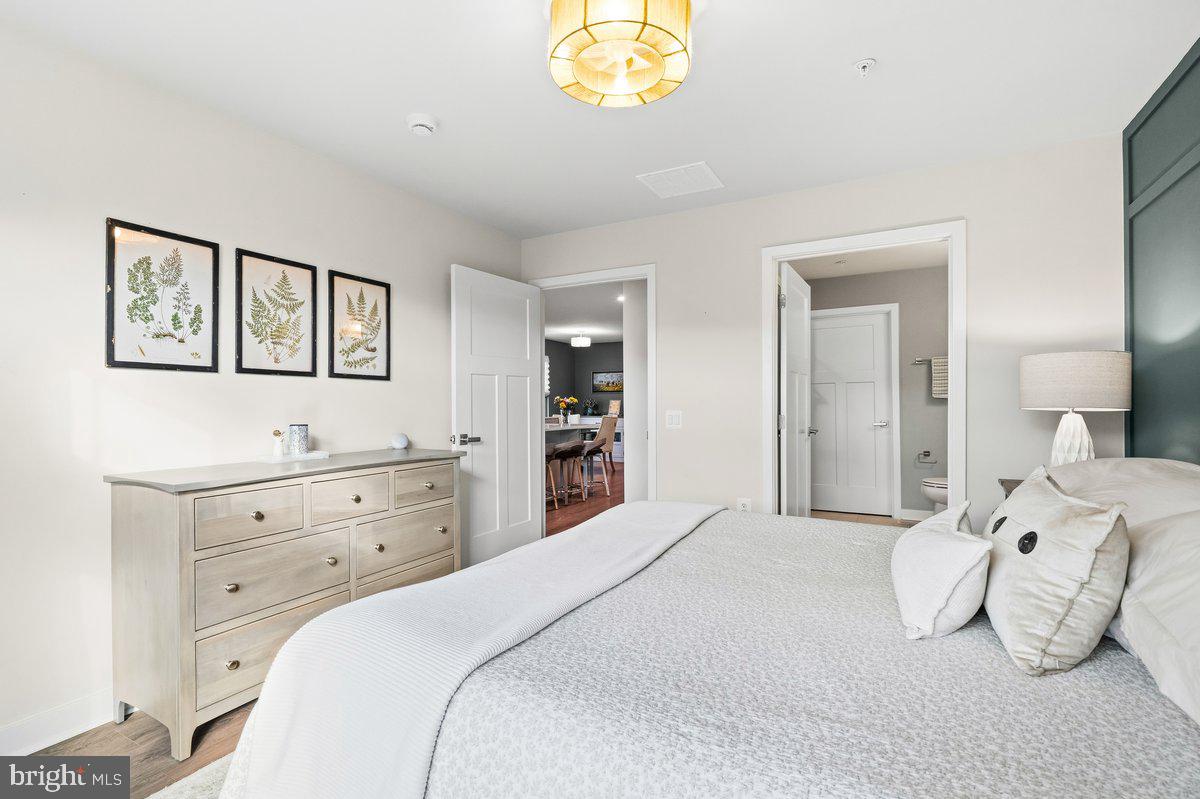 340 SHORTLEAF CIRCLE