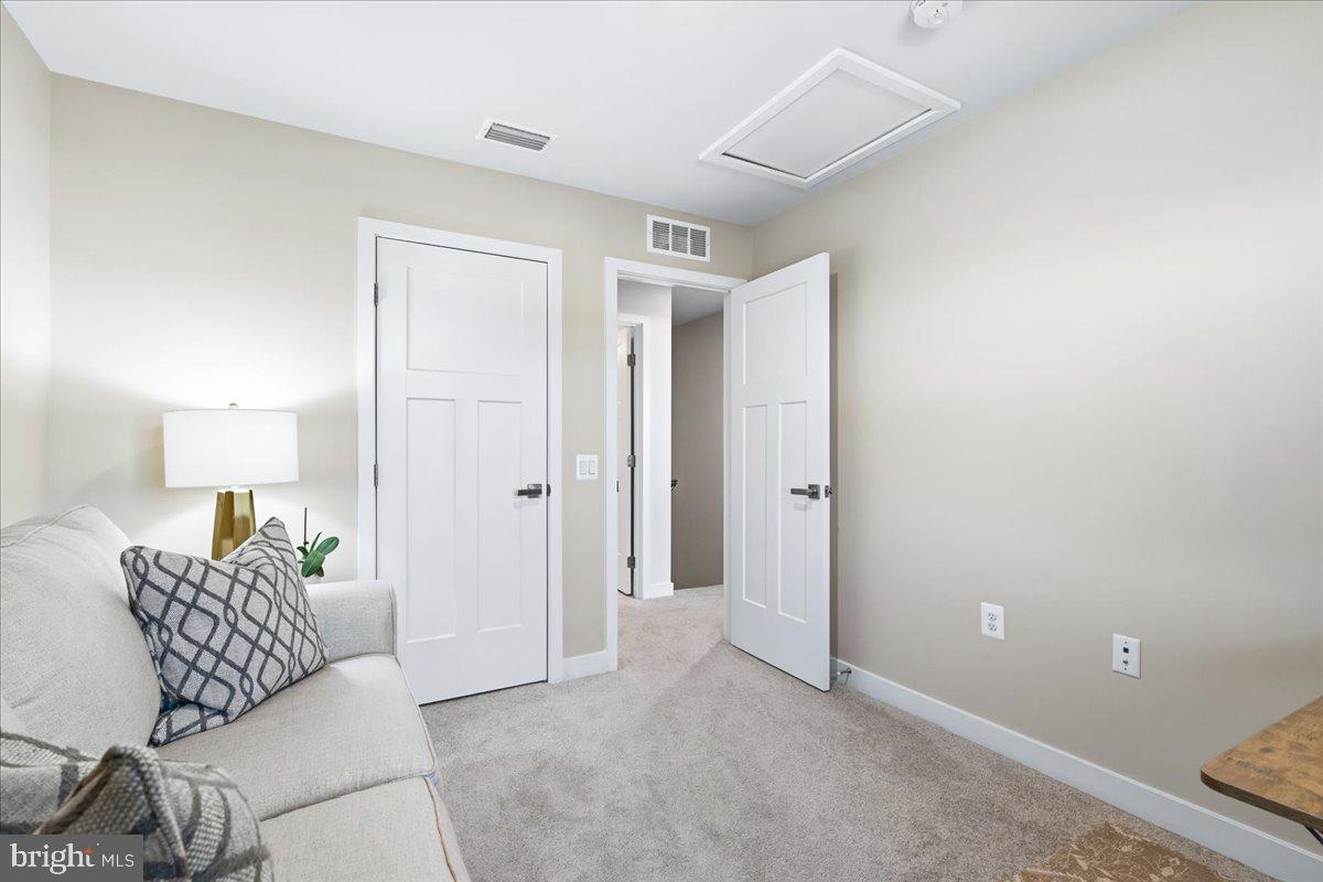 BLOOMFIELDS - Residential