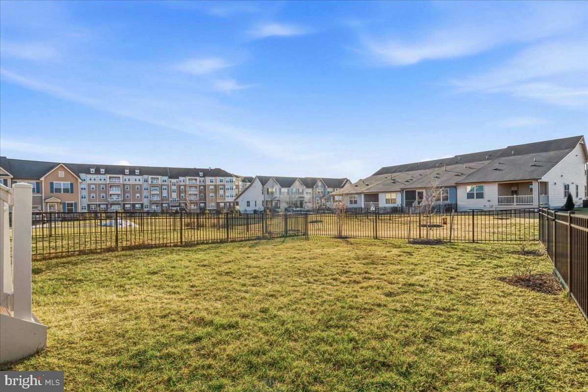 BLOOMFIELDS - Residential