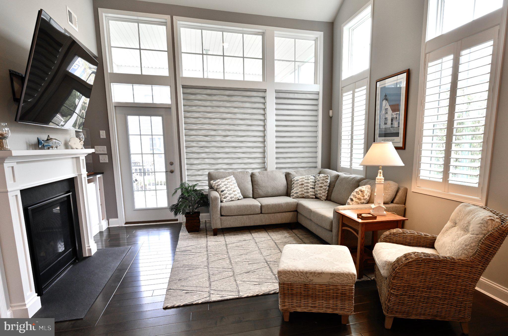 19059 CHARLOTTETOWN WAY