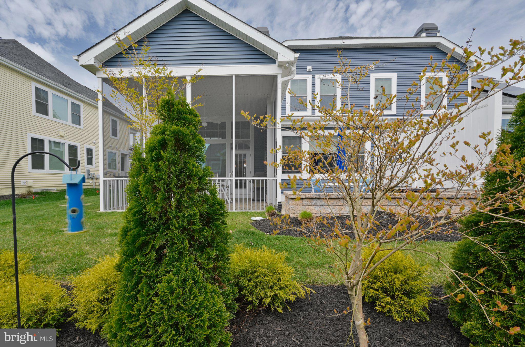 19059 CHARLOTTETOWN WAY