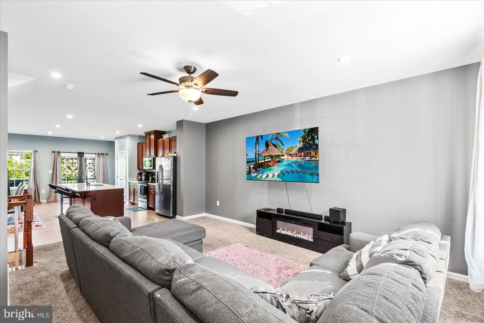 THE VILLAGE AT COURTHOUSE COMMONS - Residential