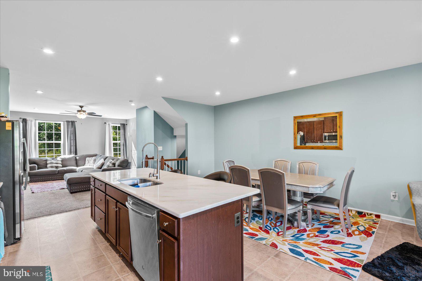 THE VILLAGE AT COURTHOUSE COMMONS - Residential