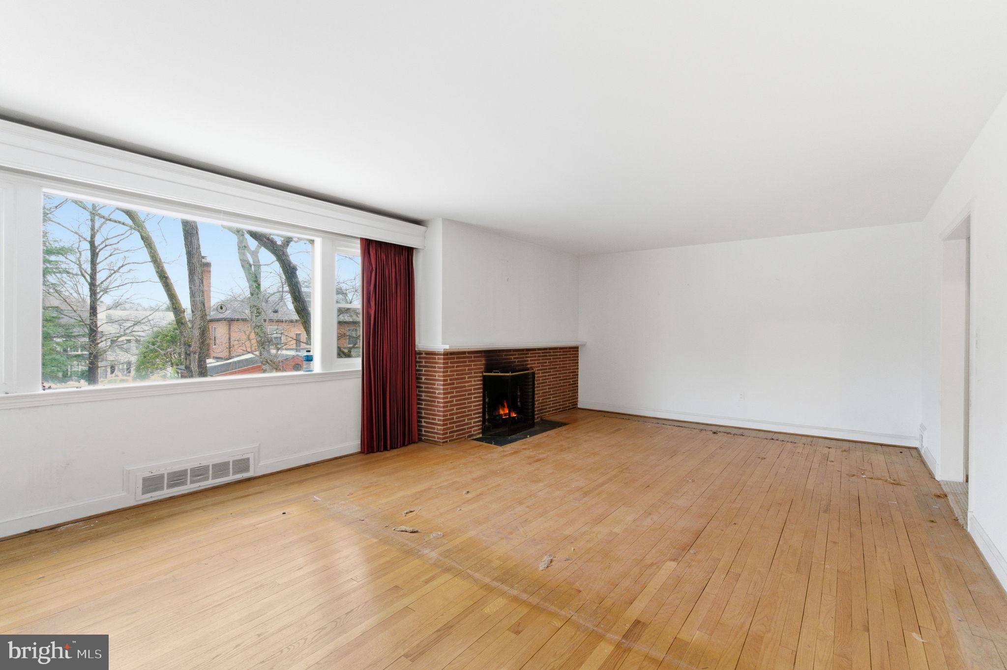 RIDGEWOOD VILLAGE - Residential