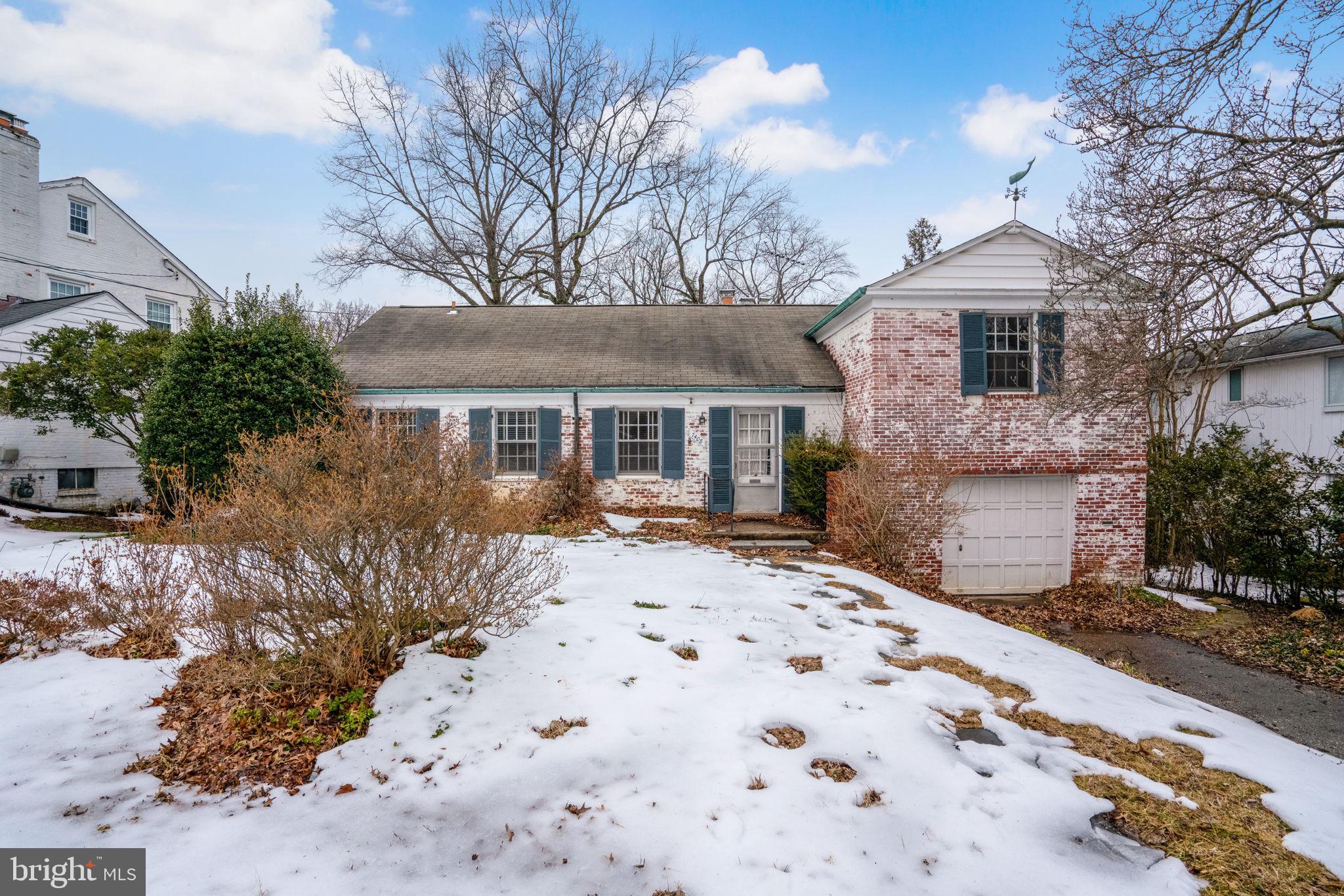 RIDGEWOOD VILLAGE - Residential