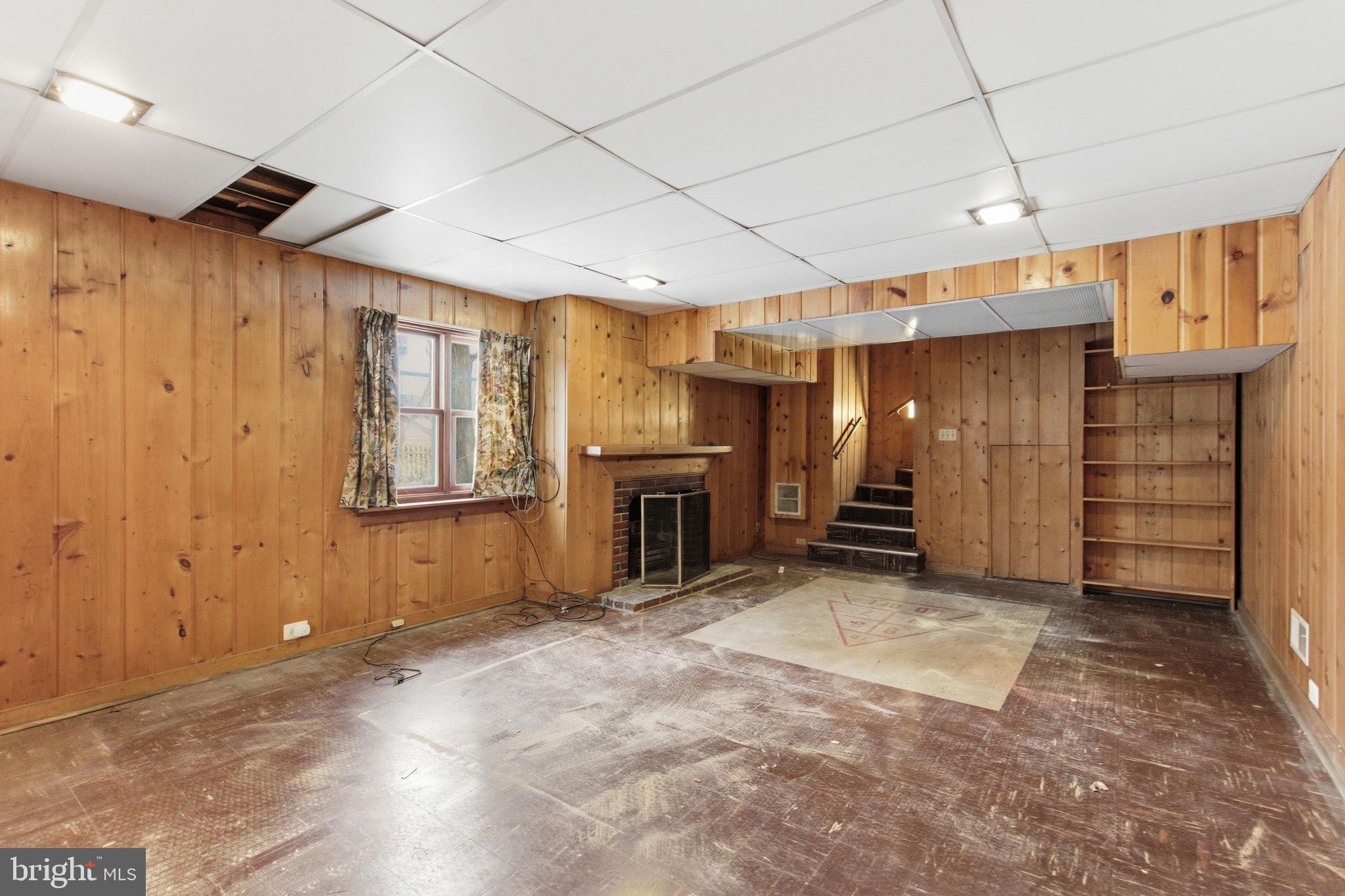 RIDGEWOOD VILLAGE - Residential