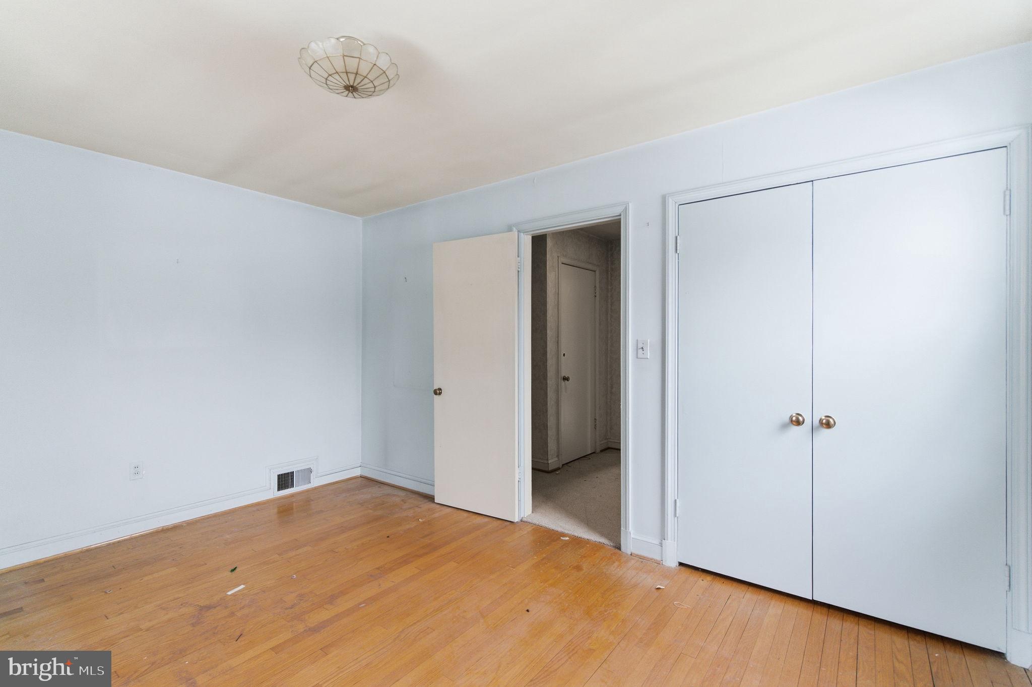 RIDGEWOOD VILLAGE - Residential