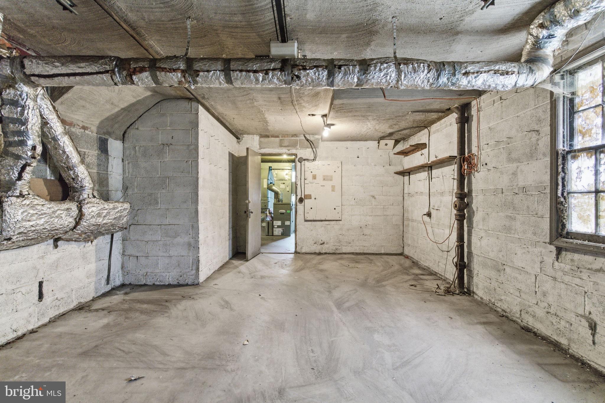 RIDGEWOOD VILLAGE - Residential