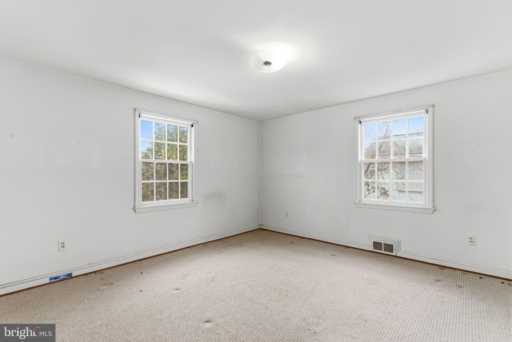 RIDGEWOOD VILLAGE - Residential