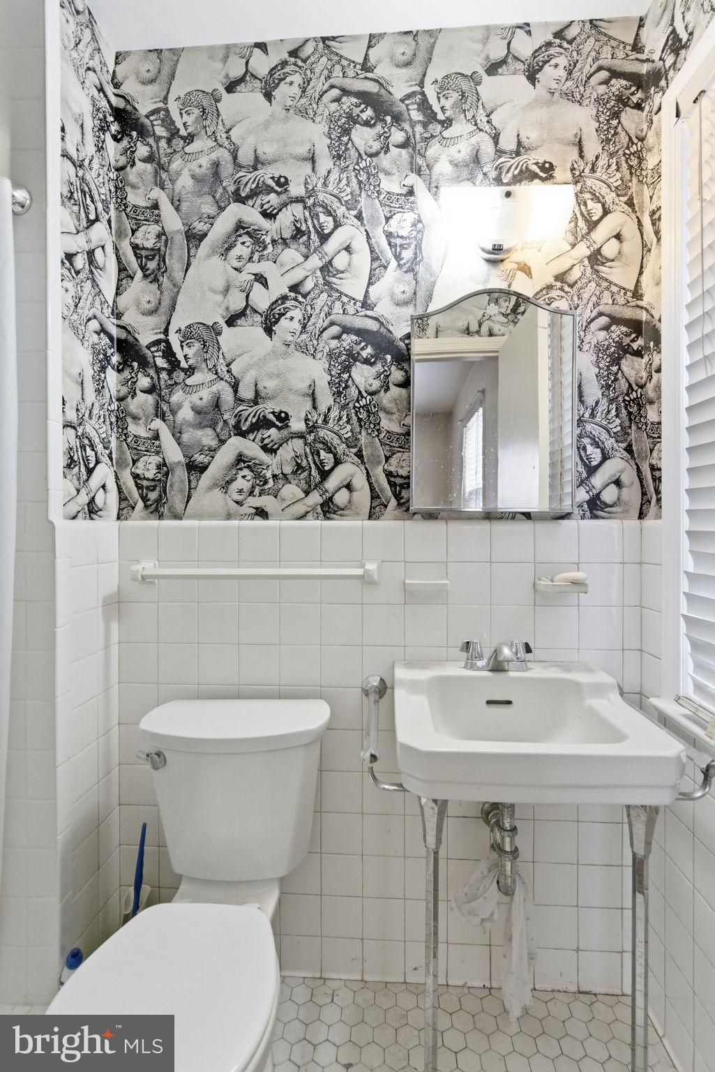 RIDGEWOOD VILLAGE - Residential