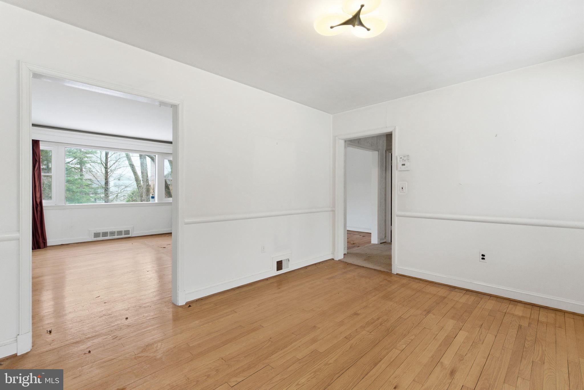 RIDGEWOOD VILLAGE - Residential