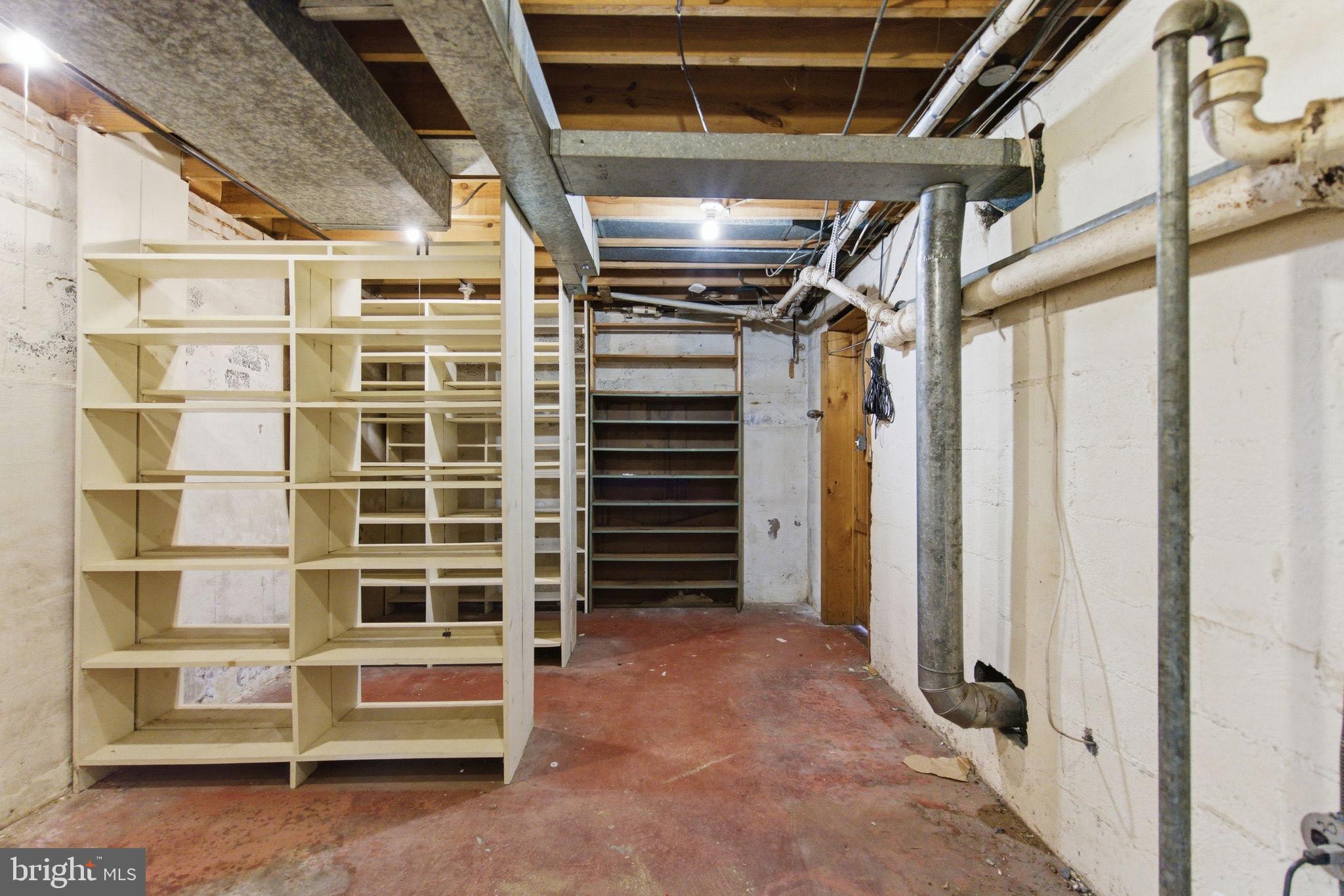 RIDGEWOOD VILLAGE - Residential